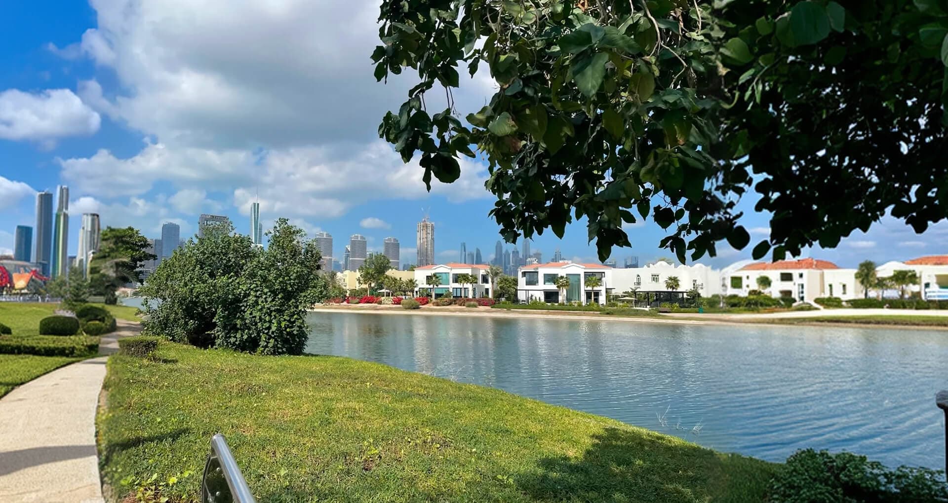 Cozi Dubai - Jumeirah Park villas